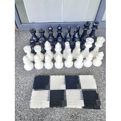 Gartenschach DE [klein] (Figuren mit Gebrauchsspuren)