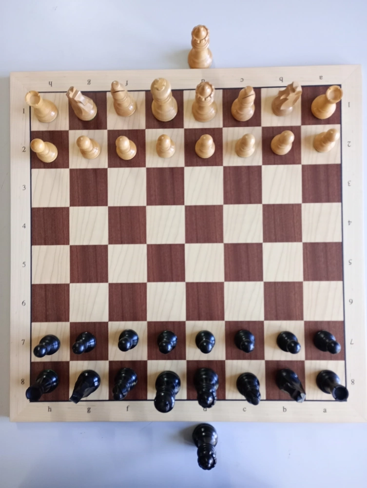 Schachspiel Advanced Ahorn - 50cm (Kleine Mängel)