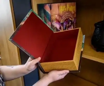 Harry Potter - Feuerkelch Aufbewahrungsbox im Buchdesign