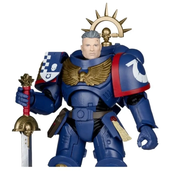 Warhammer 40,000 Total War: 3rd Company Lieutenant (Ultramarines) - Actionfigur - 18 cm