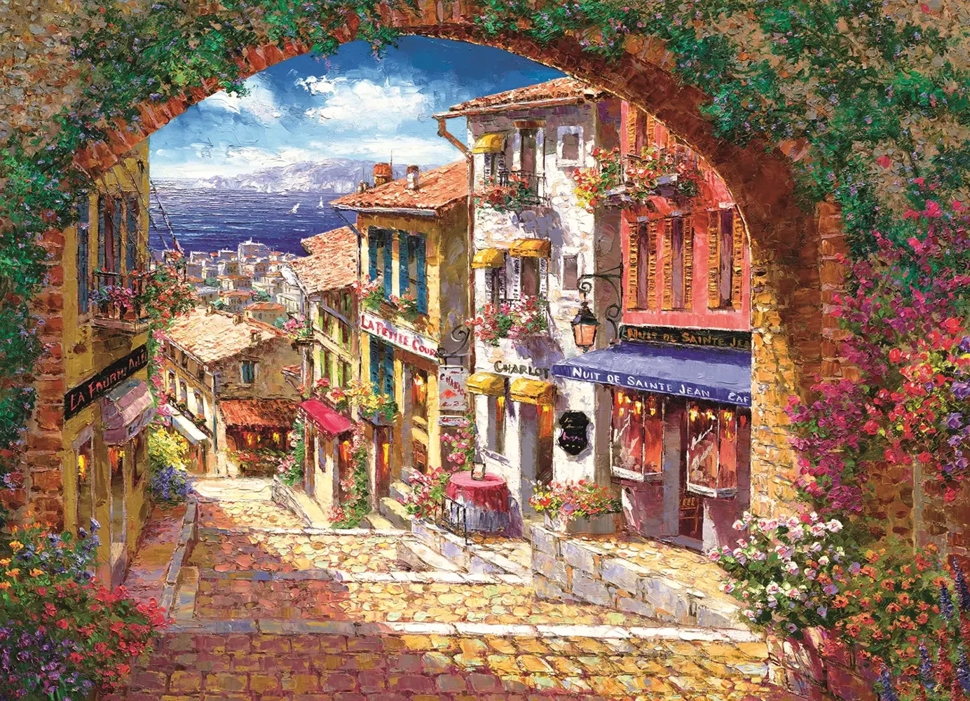 Blick durch den mediterranen Torbogen