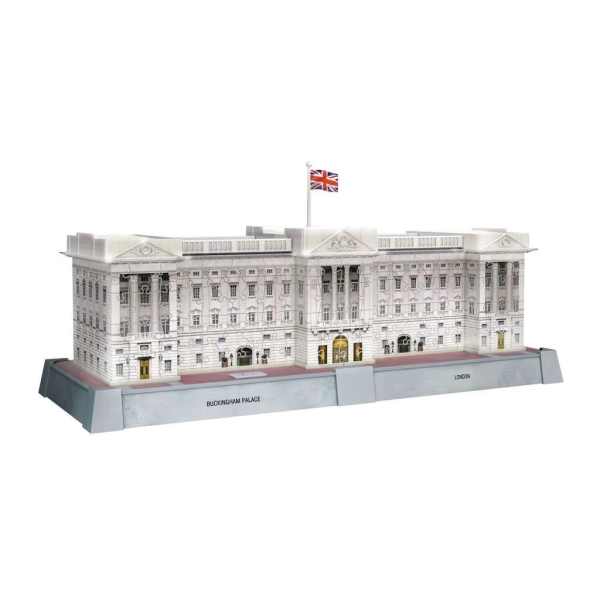 Iconics Buckingham Palace w. Light