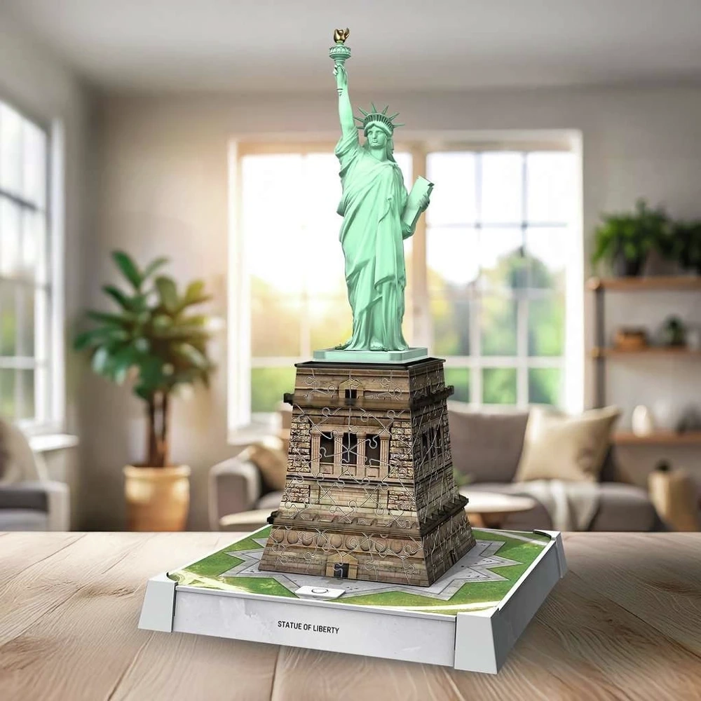 Iconics Statue of Liberty w. Light 108p