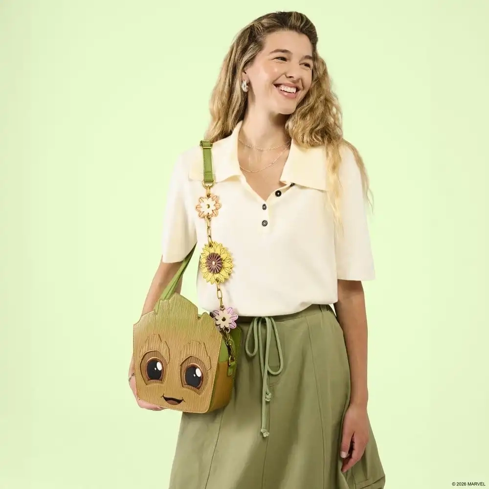 Guardians of the Galaxy - Loungefly Umhängetasche Groot Floral