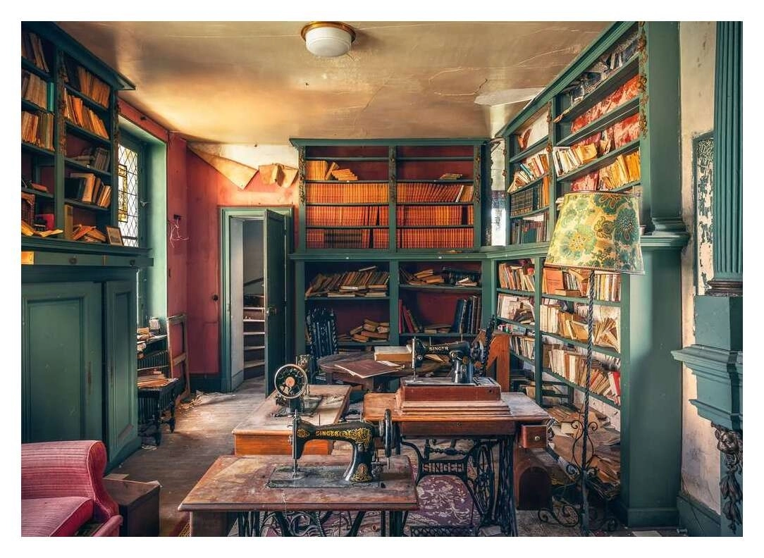 Mysterious castle library - Lost Places