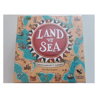Land vs Sea - EN (Defekte Verpackung)