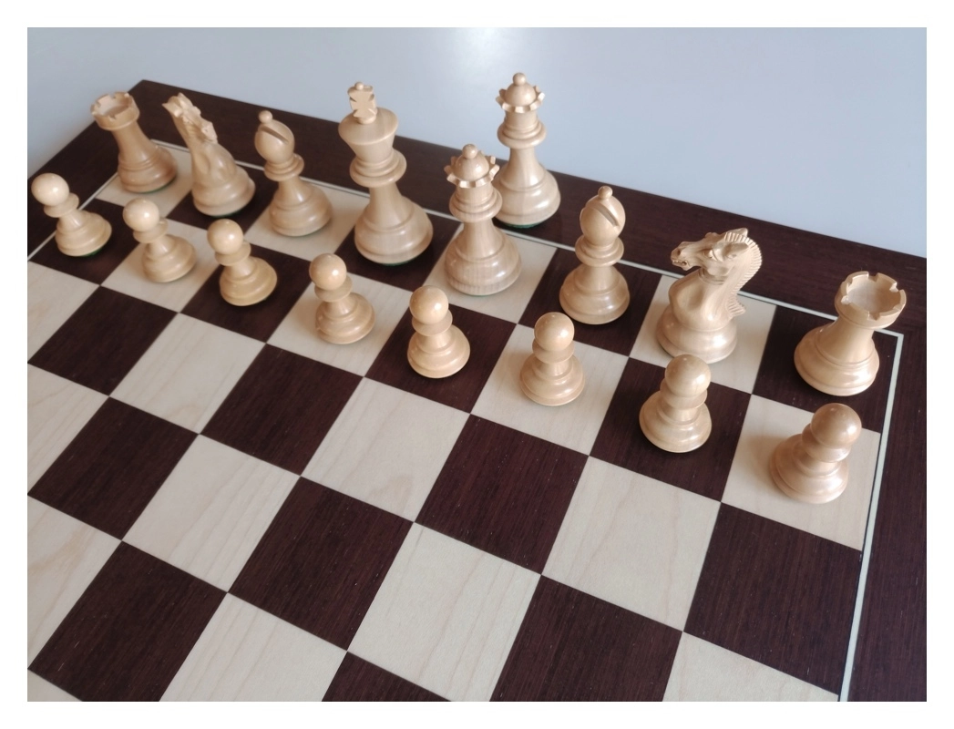 Royales Schachspiel 50x50cm (Einzelstück)
