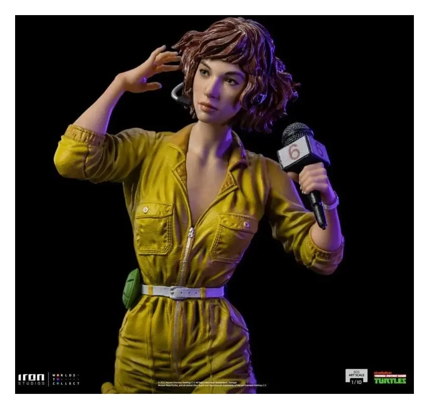 Teenage Mutant Ninja Turtles - April O'Neal - BDS Art Scale 1/10 Statue