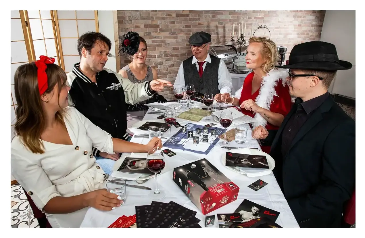 Deadly Dinner – Red Carpet in Ruins - EN
